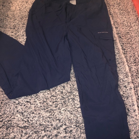 Columbia Pfg roll up pants women’s - Picture 2 of 6